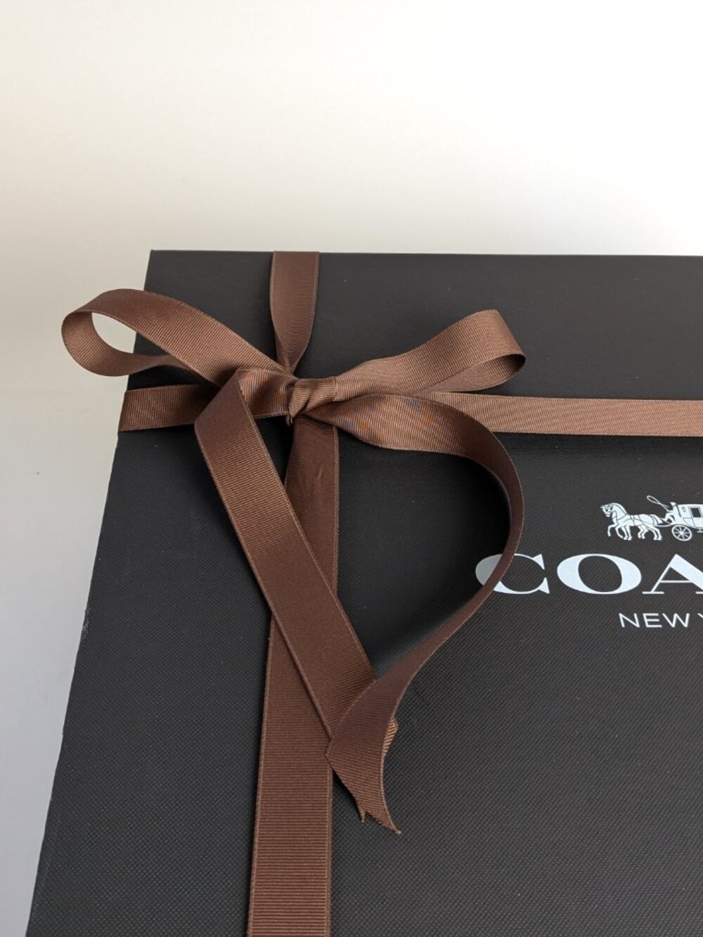 Rare Extra Deep Coach Gift Box | Deep Rigid Storage Box w/ Tissue, Sticker & Ri - Picture 2 of 13